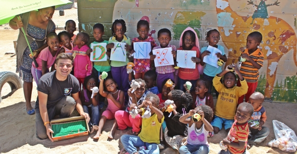 Afrikaans kids mbw 580x302 - Fare unterstützt Projekt in Namibia