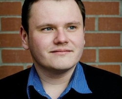 micha portrait 250x290 250x202 - chocri gründet Fulfillment-Division