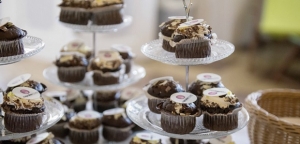 CUPCAKEMIXER werbegrueße on top 580x279 300x144 - CUPCAKEMIXER_werbegrueße_on_top_580x279