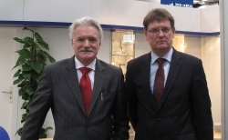 Michael Hilbich Karsten Pfahl 250x154 - Pelikan: Verstärkung im Werbeartikel-Vertrieb