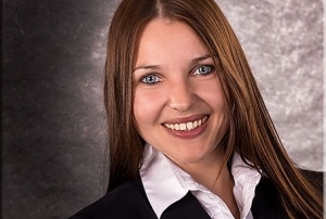 Anja Heim merkel 300x225 300x202 - Stickerei Merkel: Neue Mitarbeiterin