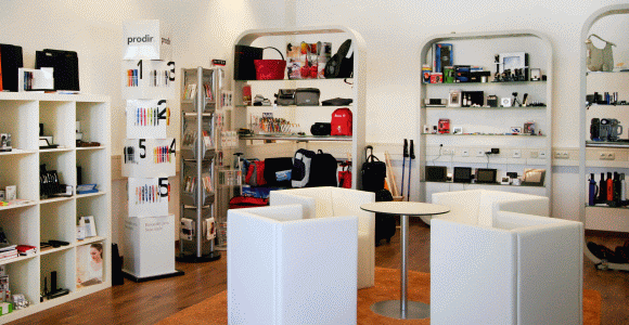 Bartenbach Werbemittel: Erweiterter Showroom Der neue BARTENBACH Showroom Web580x3001 - Bartenbach Werbemittel: Erweiterter Showroom