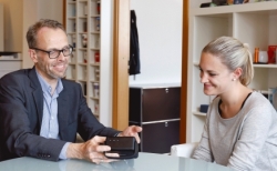 Persönliche Beratung im BARTENBACH Showroom Web 250x154 - Bartenbach Werbemittel: Erweiterter Showroom