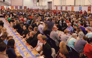 CATAN Weltrekord auf der SPIEL 15 Kopie 320x202 - SPIEL'15, Essen: Rekordausgabe
