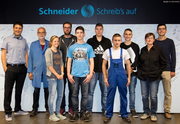 schneider azubis 2016 580x399 - Neue Azubis bei Schneider