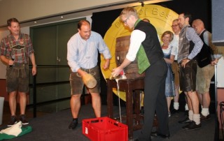 werbewiesn 580x346 320x202 - WerbeWiesn: Fassanstich zum Weihnachtsgeschäft