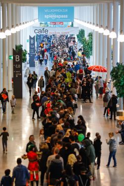 PI spielespass SB 211116 - spielespass feiert Premiere in Wien