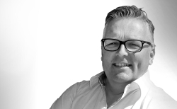 Robert van den brink sps 250x154 - SPS: Neuer Head of Sales Europe