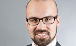 Armin Cyrus daiber 250x154 - Cyrus wechselt zu Daiber