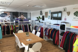 image2 300x202 - Uneek Clothing: Tag der offenen Tür