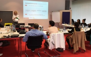 akatex 580x297 320x202 - Akademie für Textilveredlung: Neue Veranstaltungen