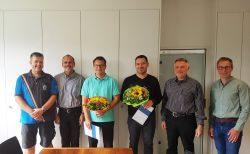 Thomas Volker Vorschau - Ritter-Pen ehrt langjährige Mitarbeiter