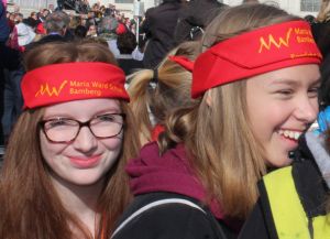 WA iM MariaWard 1 - in Medias: Tücher für Papstbesuch