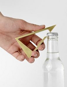 Kapselheber 231x300 - PES launcht neue Marke