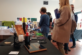 trophy sign2 280x188 - Trophy &amp; Sign: Einblicke in die Praxis