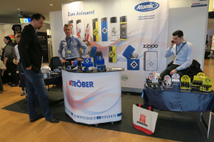 merchandiseworld nov v - HSV Merchandising Messe: Routiniertes „Familientreffen“