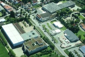 senator 300x202 - Senator erwirbt Produktionsgebäude