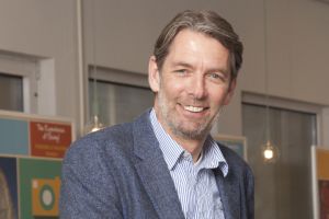 ton loebker plato v - Compacon übernimmt Supremia Niederlande