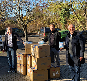 Verticas Firmenjubila╠eum Maskenspende 2 - Verticas: 25.000 Masken zum 25-jährigen Jubiläum gespendet