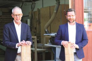 eundm uebergabe - Führungswechsel bei e+m Holzprodukte