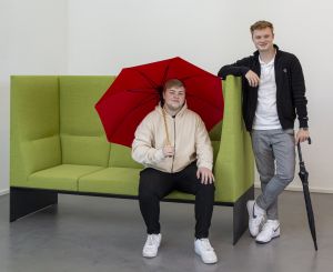 fare azubis21 - Fare: Zwei neue Auszubildende