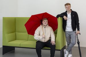 fare azubis21 v - Fare: Zwei neue Auszubildende