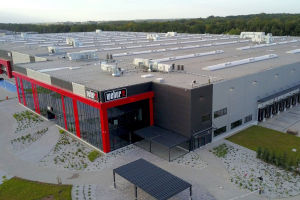 07102021 WEBER aussen1 - Weber-Stephen: Neuer Standort in Polen