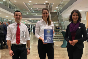 schneider ehrenamt 300x200 - Schneider Schreibgeräte: „Ehrenamtsfreundlicher Arbeitgeber“