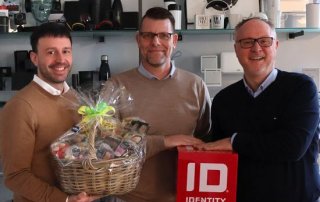 ID Besuch 550x367 320x202 - Verticas: Bester Partner von ID Identity in Deutschland