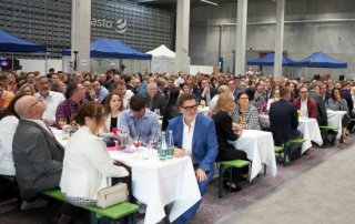 elasto einweihung v 320x202 - elasto: Einweihung des neuen Logistikzentrums