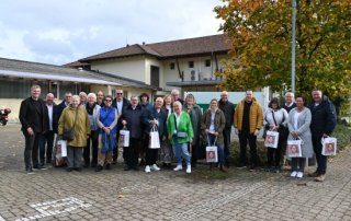 uma diewilde13v 320x202 - uma empfängt die Wilde 13