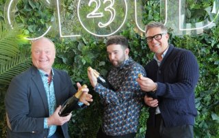 showcase v 320x202 - Showcase & Friends: Hoch hinaus