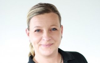 webemittel24 v 320x202 - Werbemittel24.com: Mitarbeiterin feiert Jubiläum