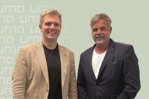 AlexanderUllmannOlivierChabal mHV2 - uma erweitert internationales Vertriebsteam