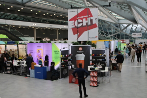 HL25 Lappen - „Werbung in ECHT“: HAPTICA® startet Imagekampagne