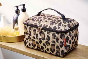 FF6048 beautycase leo macchiato reisenthel RGB Master PE 11 ce6cd3831addf670b64643964294a95b - reisenthel wird mit zwei Awards ausgezeichnet