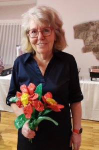 Klio-Eterna feiert Jubiläum mit Firmenfest 7fac203b 6889 43ce b8d8 b54df3dee2d5 198x300 - Klio-Eterna feiert Jubiläum mit Firmenfest