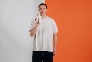 L1000789 301x202 - Newkee: Start-up mit Promifaktor