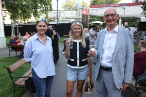 P A W Werbeartikel: Sommerfest in bester Laune PAW Sommerfest 0451 online - P A W Werbeartikel: Sommerfest in bester Laune