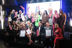 supergift - Fröhliche Gewinner beim Super Gift Award