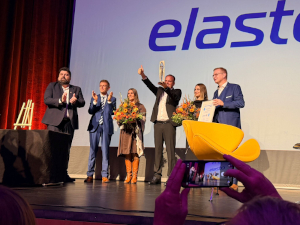 elasto mit Wirtschaftspreis ausgezeichnet elasto wirtschaftspreis imText - elasto mit Wirtschaftspreis ausgezeichnet