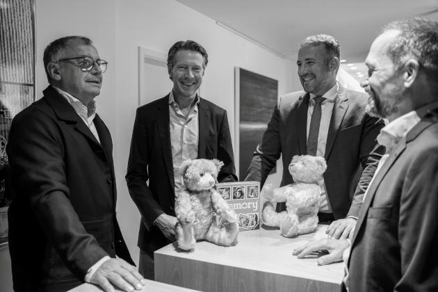 Ravensburger steif bild - Ravensburger erwirbt Mehrheitsbeteiligung an Steiff