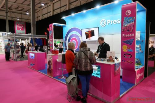 MerchandiseWorld 02 DCE - MerchWorld19