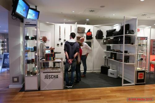 HSV Merchandising Messe Hamburg 06 DCE - hsv_merchmesse19