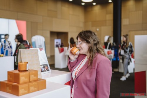 28 189 A7203218 DCE - HAPTICA live &rsquo;26: Merch gewinnt