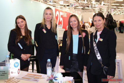 wmm2026 gallery 30 DCE - wmm: Mit Fu&szlig;ball und Farbe ins neue Jahr