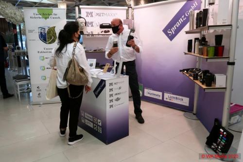 (04) Jansen DCE - Hausmesse Jansen: Wieder in Kontakt