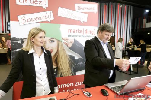 markedingSchweiz02 DCE - marke|ding| Schweiz: Buchstäblich ein voller Erfolg