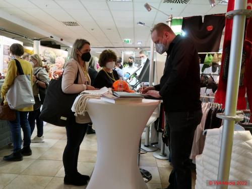 Plan Concept 04 DCE - Plan Concept: Anpfiff zum Messeneustart