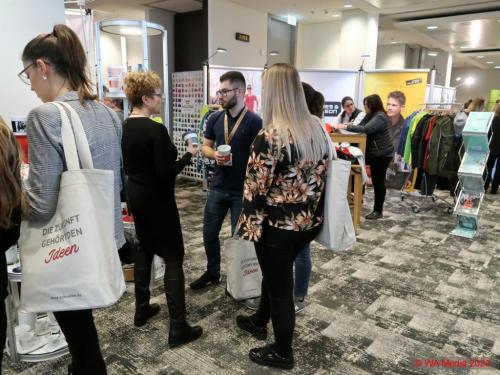 Schülbe 04 DCE - Schuelbe Promotion Service: Jubiläumshausmesse